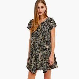 Urban Outfitters Silence + Noise Witchy T Shirt Dress Women’s Size Small